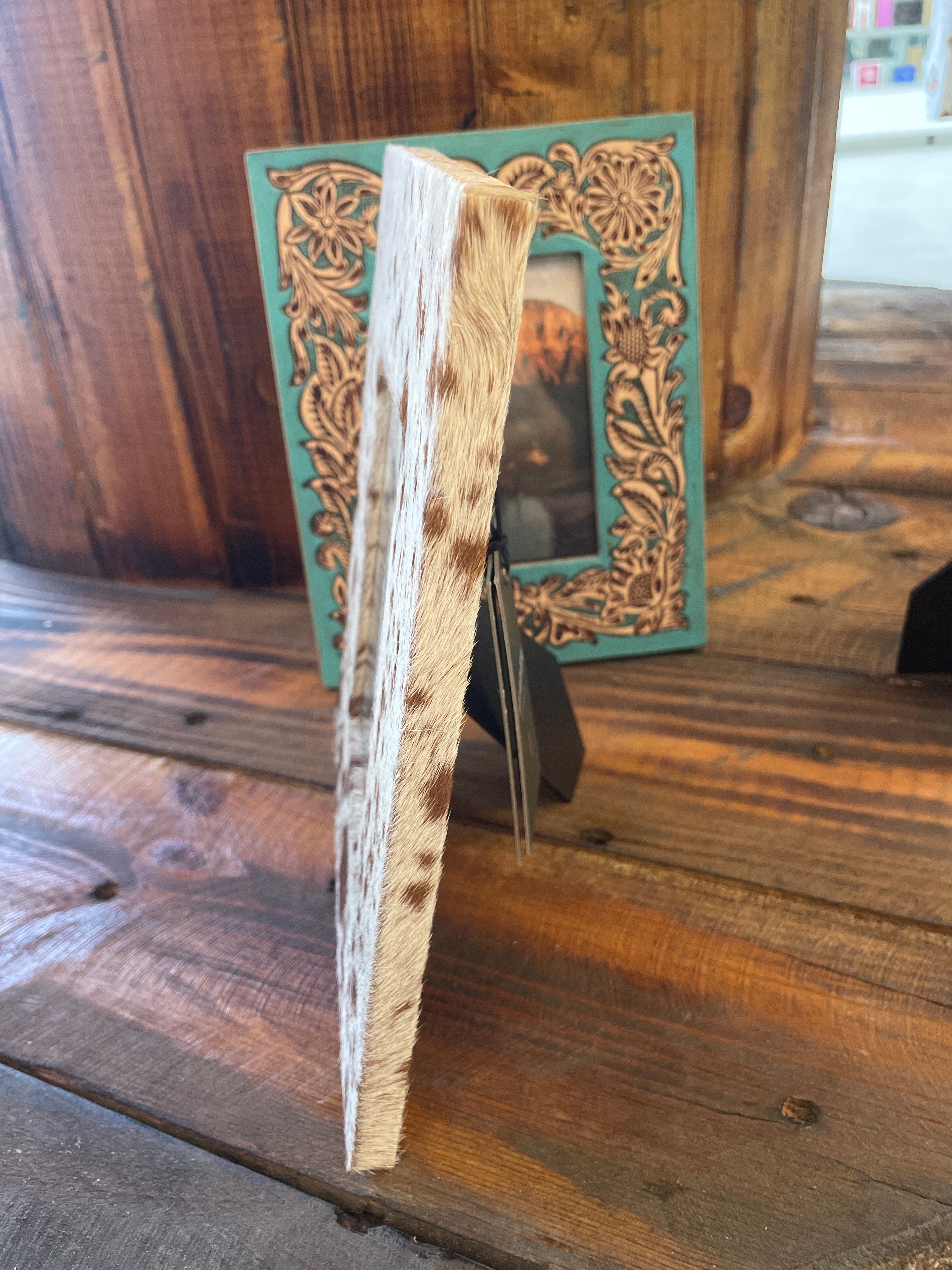 Ploti Photo Frame