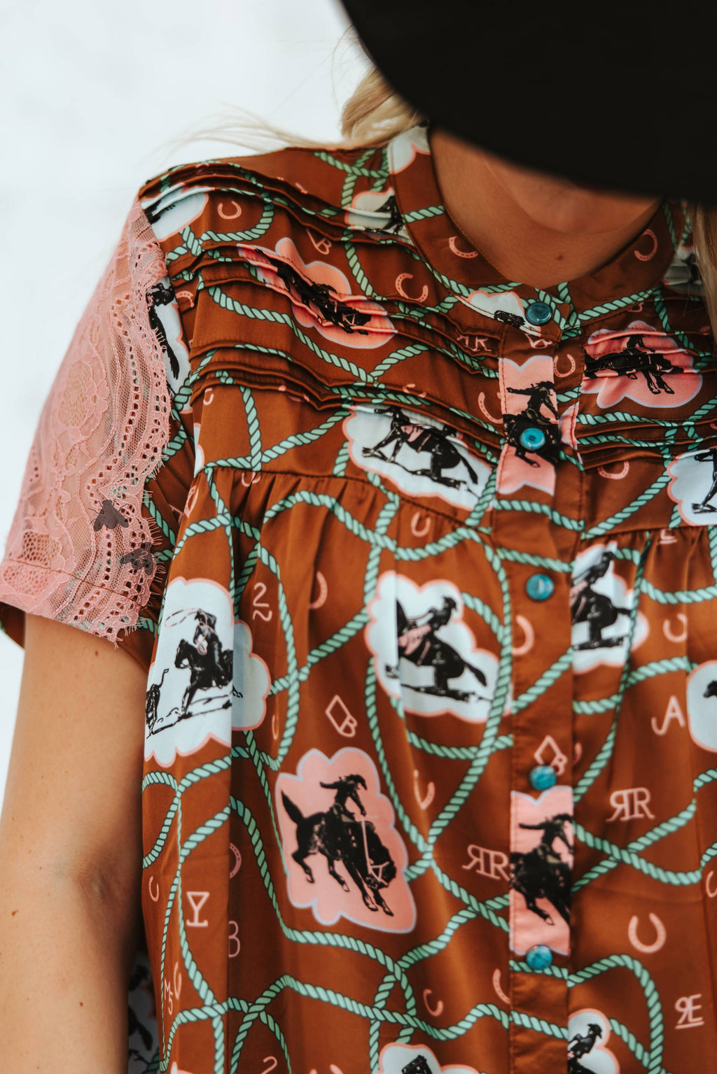 BLUSHIN BRONCO