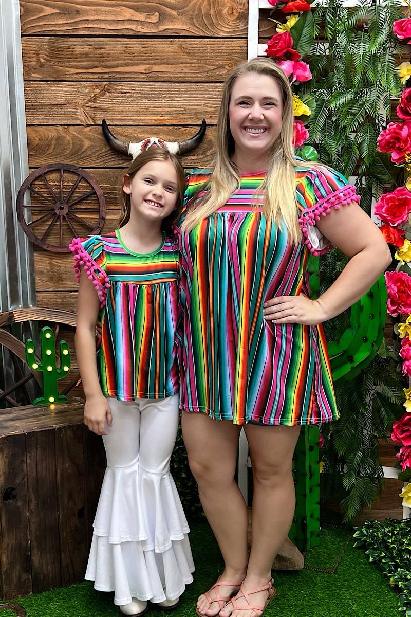 SERAPE TOP W/ PINK POM